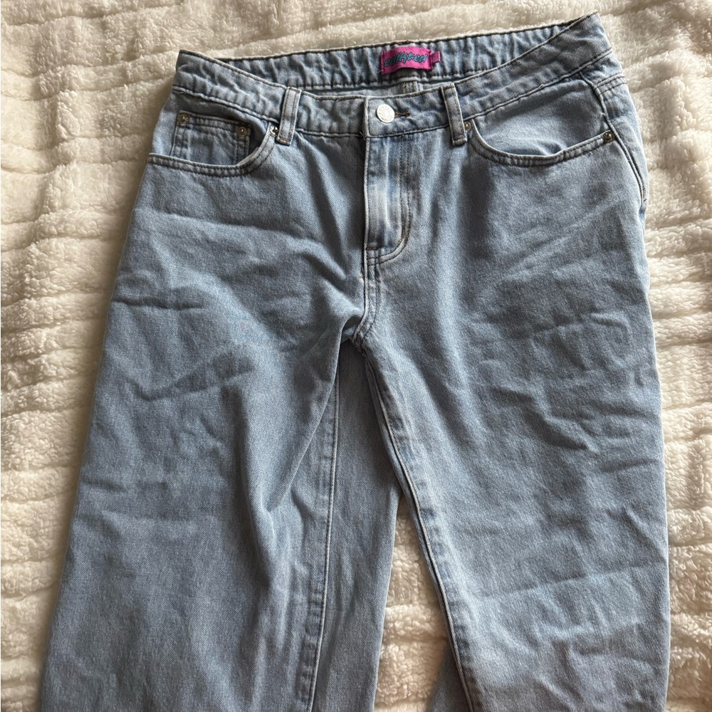 Raelynn Washed Low Rise Jeans